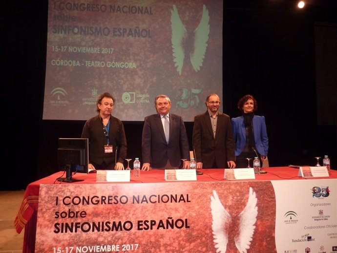 Autoridades en el Congreso de Sinfonismo Español