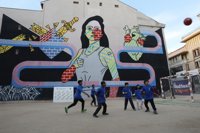 Entrenadores del Atlético colaboran en un proyecto de fútbol social con los Dragones de Lavapiés en espacios municipales