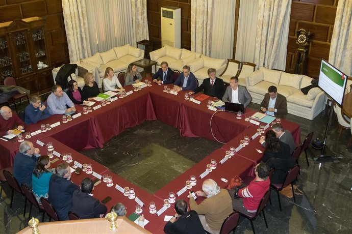 Reunión con entidades sociales sobre la Oficina contra el fraude y la corrupción