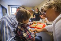 El Sescam trabaja en la elaboración de un protocolo regional sobre implantes cocleares en el oído interno