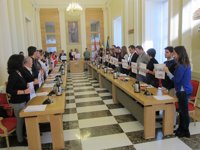 El Ayuntamiento de Cáceres estudiará las deficiencias del barrio de Mejostilla para priorizar las inversiones 