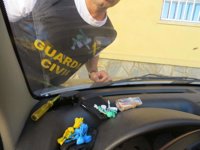A prisión un hombre acusado de vender cocaína desde su coche en zonas de ocio de Adra (Almería)