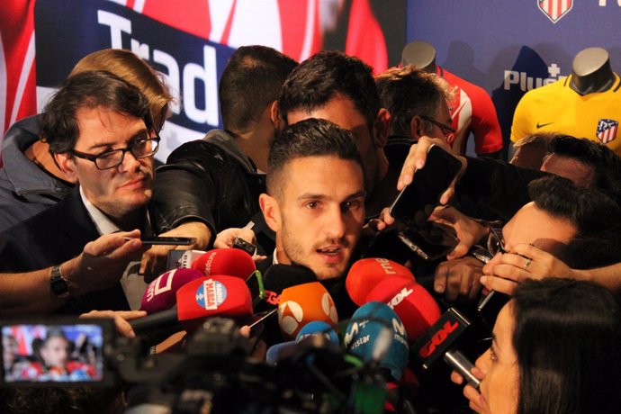 Koke atiende a los medios 