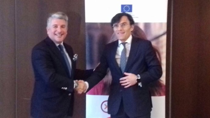 Accenture renueva el compromiso con Fundación ONCE