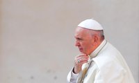El Papa afirma que la eutanasia es "ilícita" pero no lo es abstenerse de usar métodos terapéuticos desproporcionados