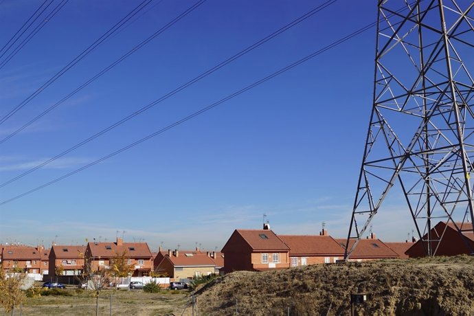 Nota De Prensa Reactivación Convenio Torres Alta Tensión Arroyomolinos.