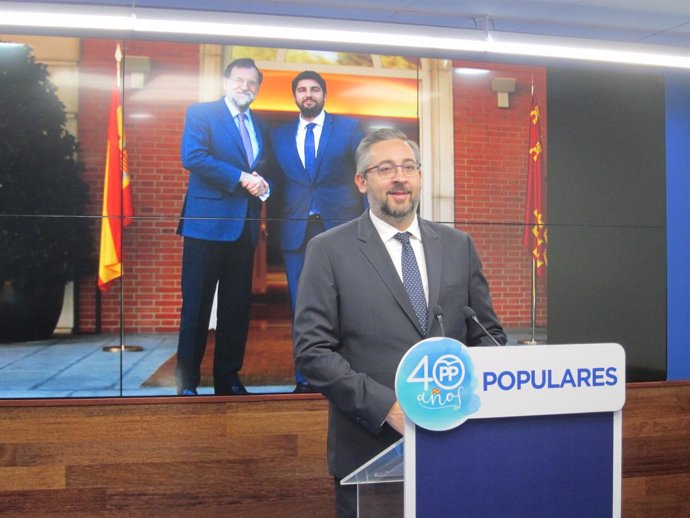   El Portavoz Del PP De La Región De Murcia, Víctor Martínez