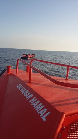 Salvamento rescata a casi 200 personas a bordo de seis pateras