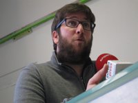 Podemos quiere llevar eurodiputados al Valle de los Caídos porque "fuera no dan crédito"