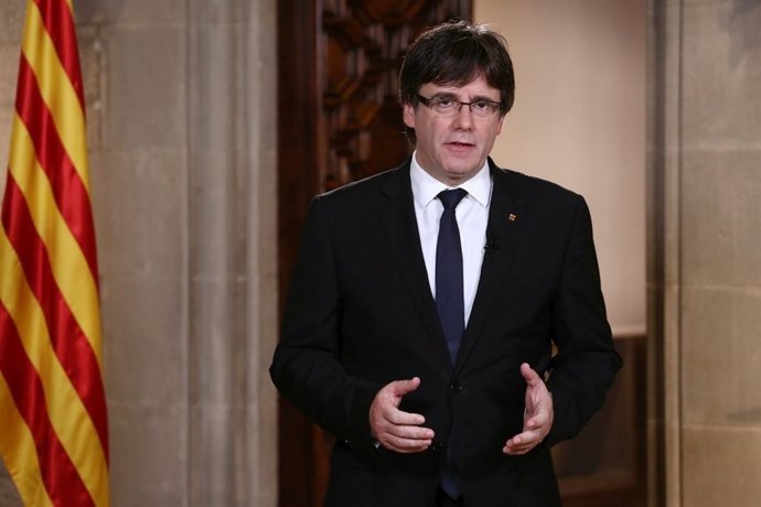 Declaració institucional del president de la Generalitat, Carles Puigdemont