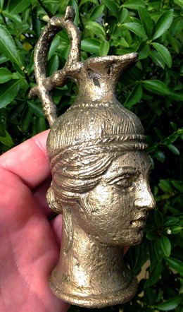 La nueva pieza de bronce encontrada en Torreparedones