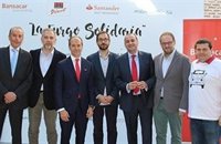 El Banco Santander dona el renting de una 'Furgo Solidaria' a la Asociación Aleph-Tea