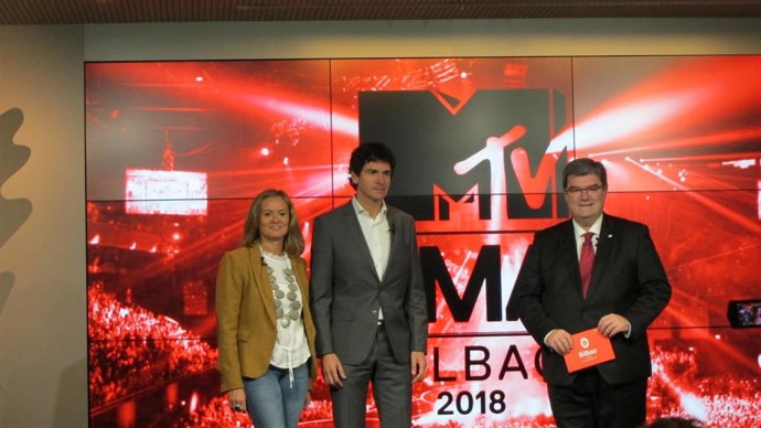 Amaia del Campo, Unai Rementeria y Juan María Aburto                 