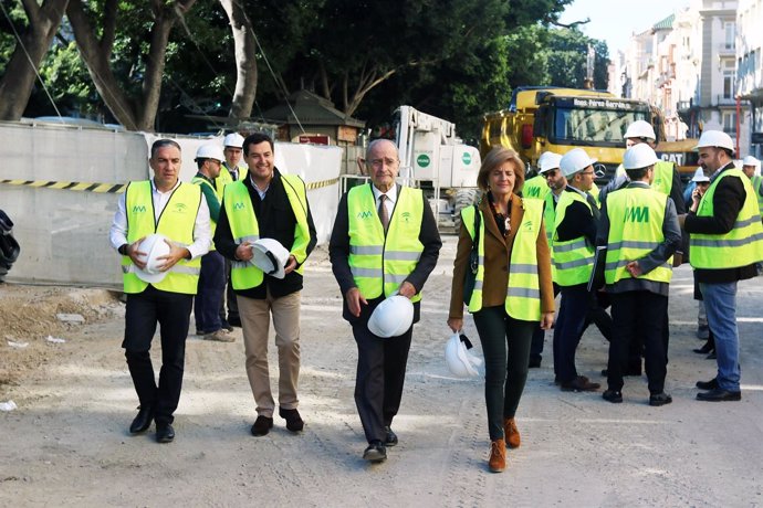 Juanma Moreno, Elías Bendodo y Francisco de la Torre en Málaga 