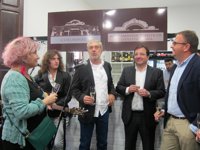 Vara considera que Extremadura necesita aumentar el número de empresas y ganar más PIB para poder "cuadrar las cuentas"