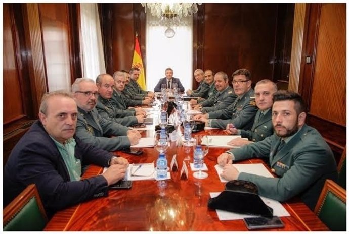 El director de la Guardia Civil se reúne con ocho asociaciones 