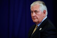 Tillerson insta a Zimbabue a volver a un "régimen civil" y emprender "un nuevo camino"
