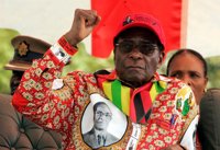 El partido gobernante en Zimbabue pide la dimisión de Mugabe