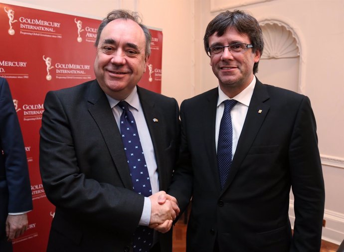 L'exministre principal escocès A.Salmond i el pte.C.Puigdemont.