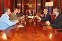 La FAMP acuerda celebrar un acto municipalista en Antequera (Málaga) que recoja "el espíritu de consenso" del 4D