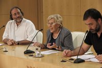 Carmena destaca que el movimiento vecinal "cambió" su vida y también la historia de Madrid