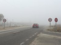 La niebla condiciona la circulación en carreteras de la red principal de Burgos, Palencia, Salamanca y Valladolid
