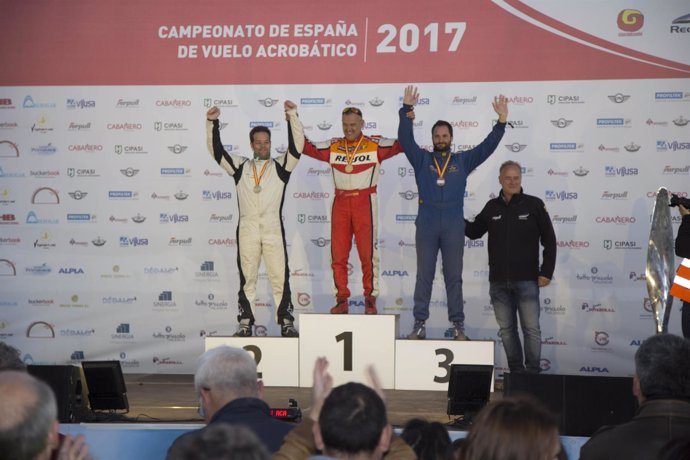 Cástor Fantoba campeón de España absoluto de vuelo acrobático