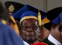 El partit de Mugabe li dóna de termini fins a les 12.00 hores del dilluns per dimitir com a president