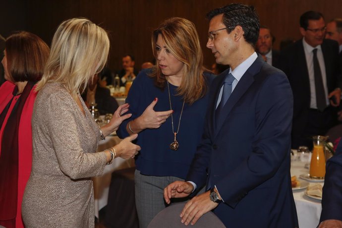La presidenta de Junta, Susana Díaz, y el alcalde de Granada, en el Foro Ideal