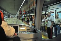 FGV contratará temporalmente 25 maquinistas y 7 operarios para mantener el servicio que está en situación "crítica"