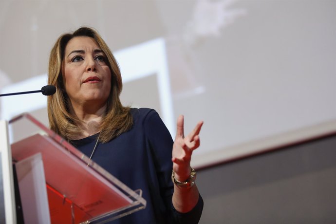 La presidenta de la Junta, Susana Díaz, participa en el Foro Ideal de Granada