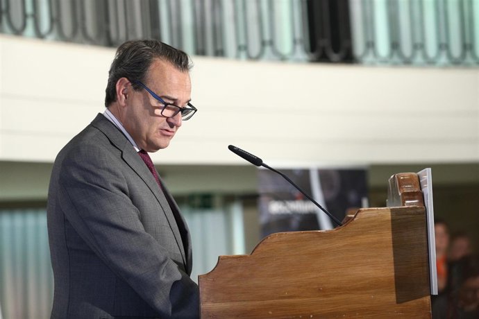 El secretario de Estado de Defensa, Agustín Conde