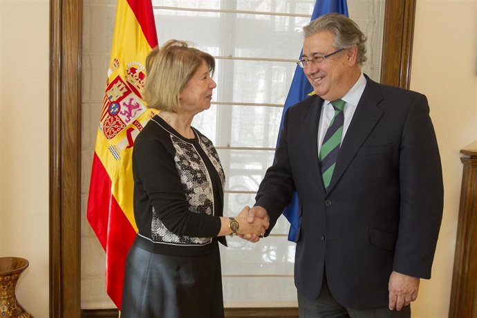 Zoido y la Embajadora de Argelia