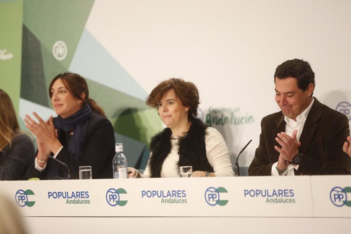 Sáenz de Santamaría y Moreno durante el Comité Ejecutivo del PP-A