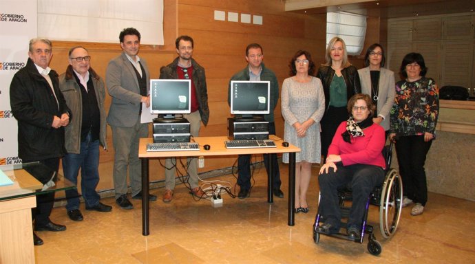 El Gobierno de Aragón cede 560 ordenadores a 55 entidades sociales.