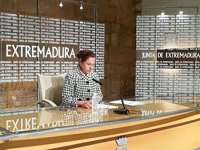 La Junta destina casi 3 millones a la obra de las glorietas de acceso desde la A-5 a la Plataforma Logística de Badajoz