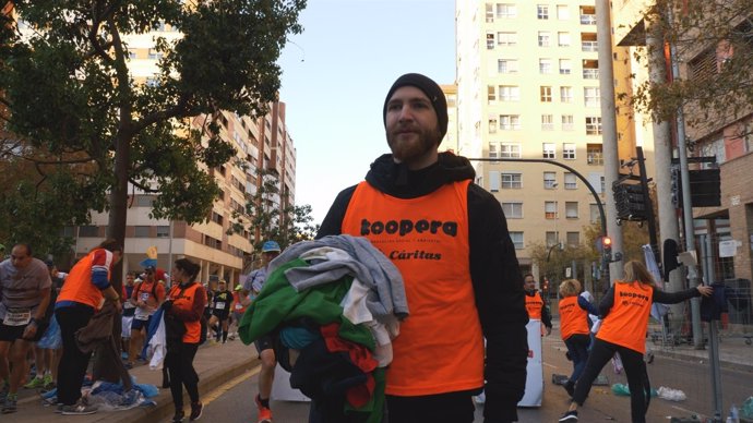 Record de donaciones de prendas solidarias en la Maratón