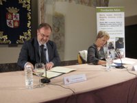 Junta y Fundación Adsis fomentarán en los institutos de CyL los servicios comunitarios