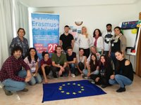Una decena de jóvenes voluntarios de siete países europeos participan en Mallorca en una acción formativa del Govern