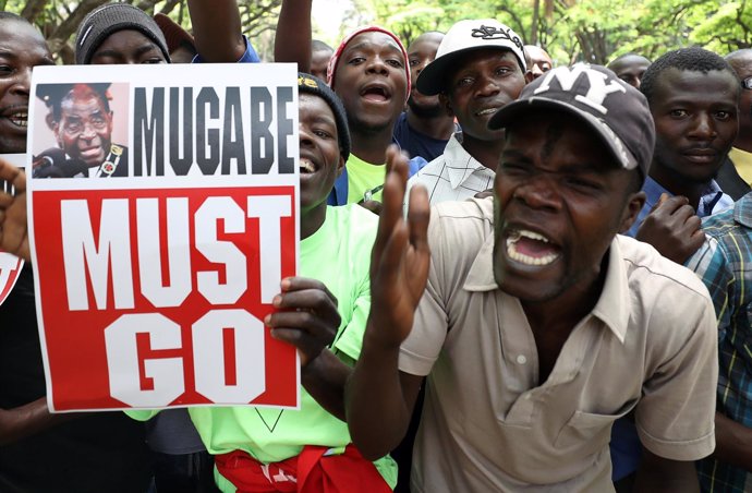 Manifestación contra Robert Mugabe