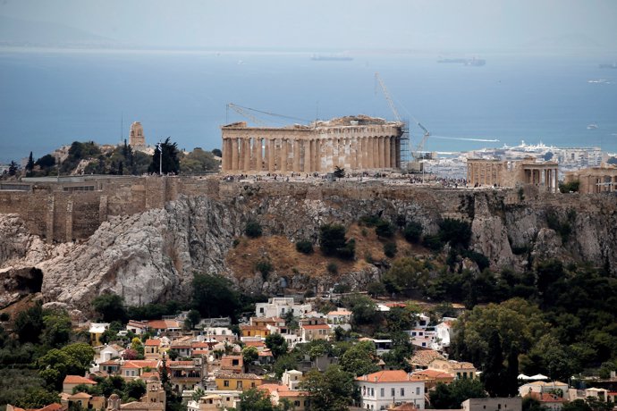 Atenas con el Partenón al fondo