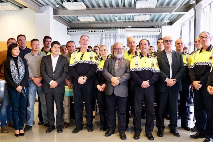 Amadeu Recasens y los nuevos Policías de Barrio de Sant Martí y Sant Andreu