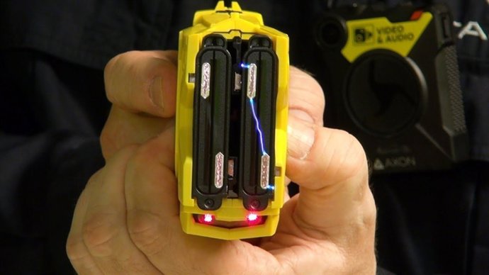 Pistola elèctrica tipus Táser 