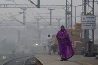 India planea que los consumidores paguen la modernización de empresas eléctricas para combatir la contaminación