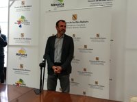 El Govern se compromete a transferir a los Consells la competencia de Promoción Turística en el primer trimestre de 2018