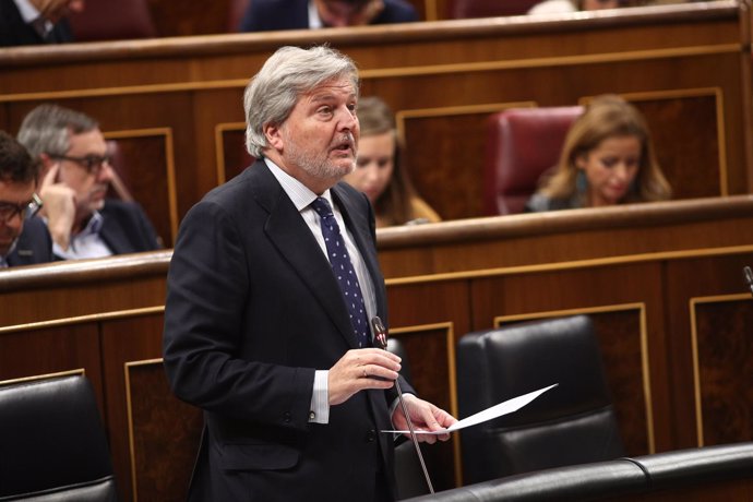 Iñigo Méndez de Vigo en la sesión de control al Gobierno en el Congreso