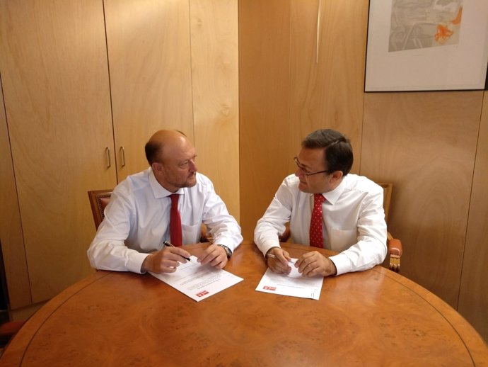 Antonio Pradas y Miguel Ángel Heredia, diputados socialistas en el Congreso