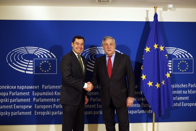 Juanma Moreno junto a Antonio Tajani