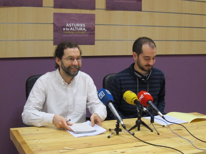 Los diputados de Podemos Asturies Emilio León y Héctor Piernavieja
