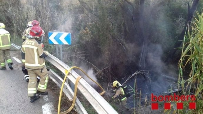 Un camión se incendia en Guardiola de Font-rubí